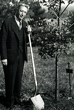 Photo of Robert Montgomery with a shovel